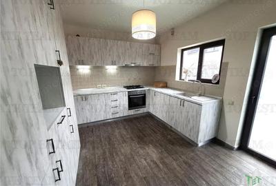 Inchiriere Vila Crevedia Delaul Mare vedere lac - 1