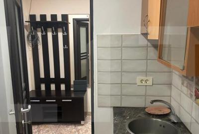 Apartament cu 2 camere ideal pentru locuit, decomandat, zona - 4