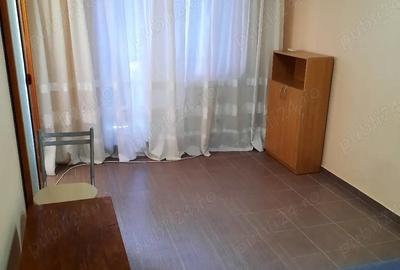 Garsonieră decomandată în Central - 2