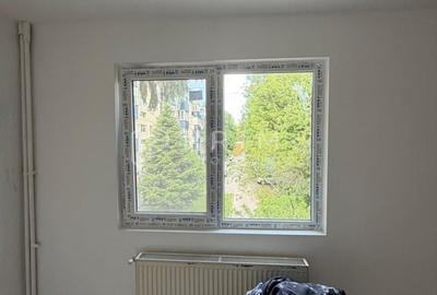 Apartament cu 3 camere semidecomandat în Dâmbu Pietros - 3