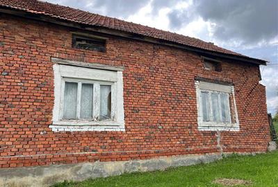 Casă individuală cu 3 camere cu Teren 1699 Mp în Honorici - 2