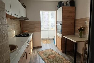 Apartament 3 Camere, intermediar, zona Nicolina 1( Lidl) - 4