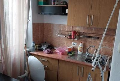 Garsonieră decomandată, mobilată în Alexandru cel Bun