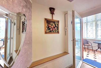 Apartament cu 3 camere semidecomandat în Ultracentral