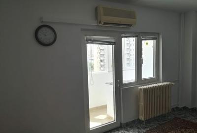 Apartament cu 2 camere decomandat în Tei - 9