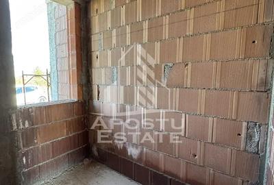 Case insiruite cu 3 camere, bucatarie inchisa, toate utilitatile. - 3