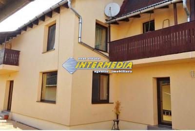 Casă individuală cu 7 camere cu Canalizare în Galtiu - 1