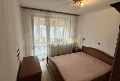 Apartament cu 3 camere semidecomandat, mobilat în Berceni - 2