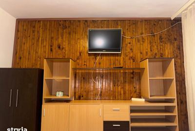 Apartament cu 3 camere în Micro 9 - 5