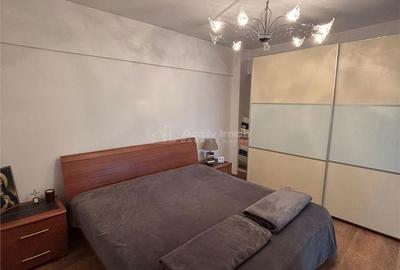 Apartament cu 4 camere decomandat în Port - 3