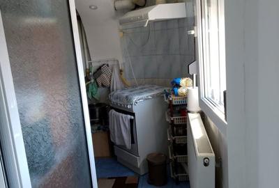 Apartament cu 3 camere decomandat în Călărași - 12