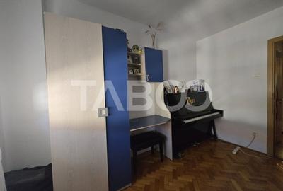 Apartament 3 camere 68 mpu decomandat cu balcon zona Siretului Sibiu - 12