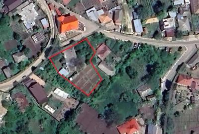 Teren 1000 mp si casa 75 mp Sarata Bacau - 1