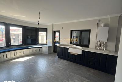 Casă cu 4 camere cu Teren 365 Mp în Central - 3