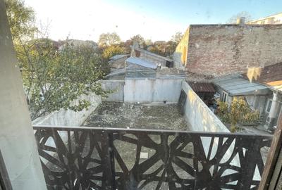 Casă cu 4 camere în Nicolae Bălcescu - 1