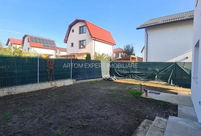 Casă cu 4 camere cu Teren 200 Mp în Berceni