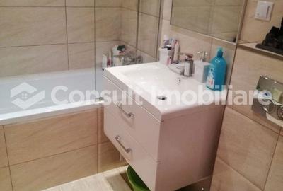 Apartament cu 2 camere decomandat în Între Lacuri - 4