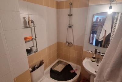 Faleza nord-apartament 4 camere decomandat cu gaze - 10