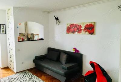 Garsonieră decomandată în Central - 4