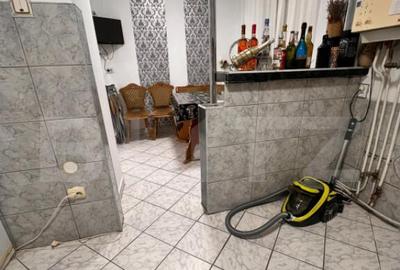 Apartament cu 4 camere semidecomandat, mobilat în Central - 1