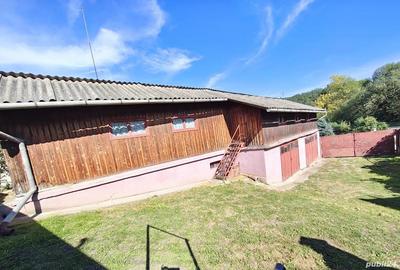Casă cu 3 camere cu Teren 200 Mp în Hunedoara - 8