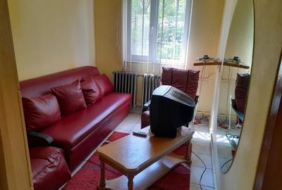 Apartament cu 3 camere decomandat în Circumvalațiunii
