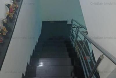 Casă cu 6 camere cu Teren 154 Mp în Central - 1