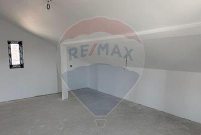 Casa de vanzare cu 5 camere ?i curte Bragadiru - 5