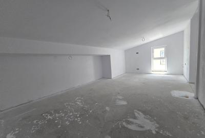 Casă individuală cu 5 camere cu Canalizare în Dobroești - 60