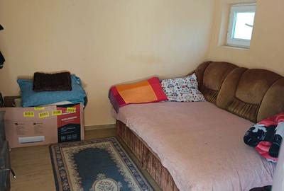 Casă cu 4 camere în Tovărășia - 2