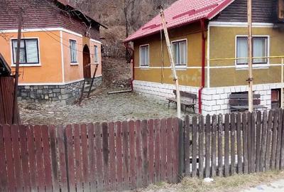 Casă cu Teren 800 Mp în Central - 3