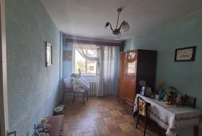 Apartament 2 camere Zona Comisariat - 58 mp - etaj 5 - 8