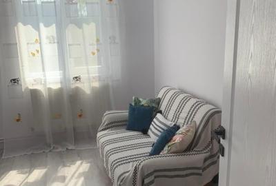 INCHIRIEZ APARTAMENT 3 CAMERE - 8