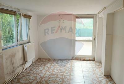 Casă cu 3 camere cu Canalizare în Nord-Est - 12