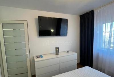 3 cam M17 renovat 2026 totul nou primul chirias - 2