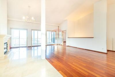 Vanzare Vila 5 camere cu semineu, piscina si priveliste lac piscicol - 4