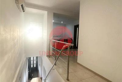 Casă cu Canalizare în Sud - 2