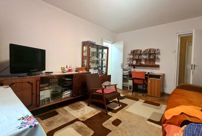 APARTAMENT 3 CAMERE DECOMANDAT - VLAHUTA - 4