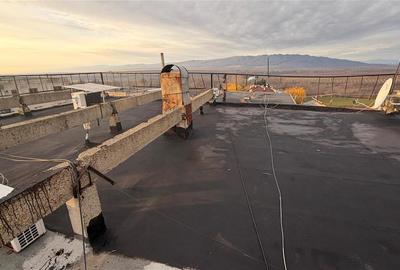 Apartament cu 3 camere decomandat în Central - 2