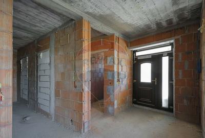 Casă cu 6 camere cu Teren 1253 Mp în Spitalul Județean - 13