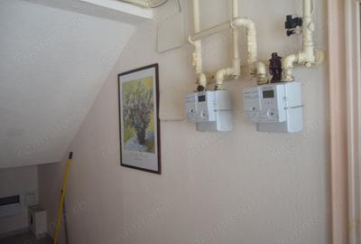 Apartament cu 3 camere decomandat în Bușteni - 2