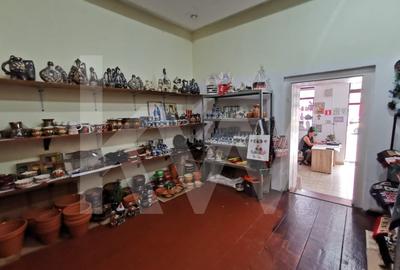 Spațiu comercial, de 40 mp, în Central - 1