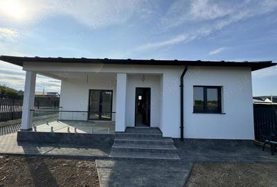 Casă cu Teren 270 Mp în Hemeiuș - 8