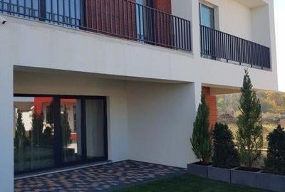 Casă cu 4 camere în Europa