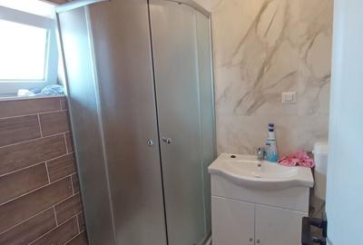 Apartament cu 2 camere decomandat în 1 Mai - 2