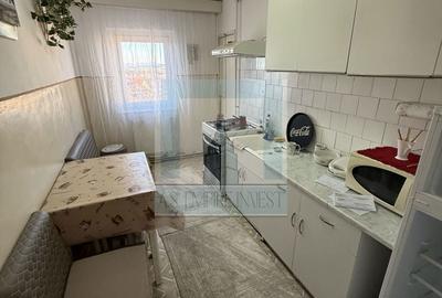 Apartament cu 3 camere decomandat în Florilor - 11