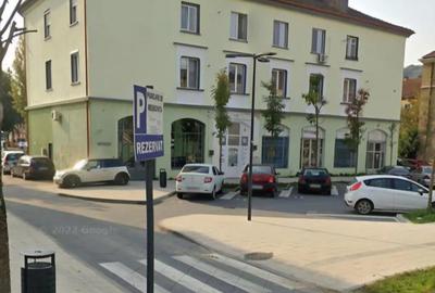 Garsonieră decomandată în Central - 5