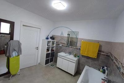 Casă cu 3 camere cu Teren 940 Mp în Unirea - 14