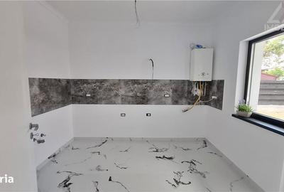 Casă cu 4 camere cu Canalizare în Breazu - 2