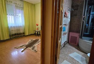 3 camere semidecomandat zona Mircea cel Batran - 4